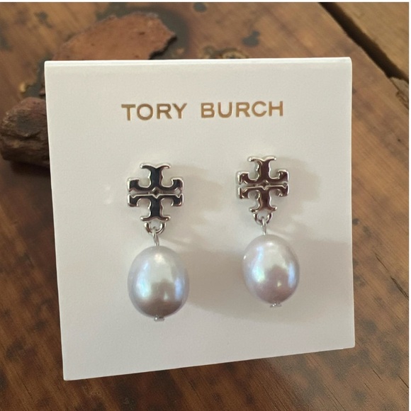 TORY BURCH • Silver Kira Pearl Drop Earrings - Picture 4 of 6